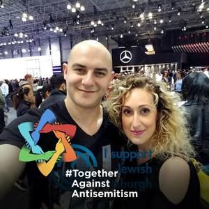 Meet your Posher, Alona